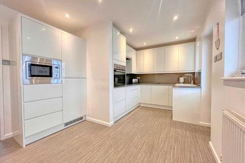 3 bedroom detached house for sale, Frinton On Sea, frinton on sea CO13