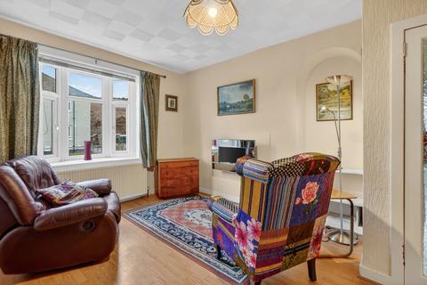 2 bedroom flat for sale, 46 Castle Croft, Dalmellington, KA6 7RB
