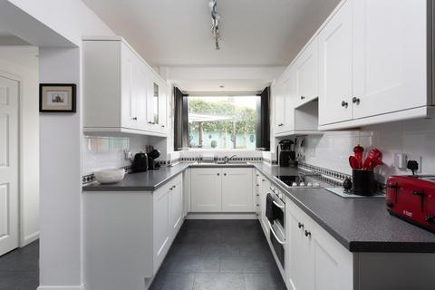 3 bedroom semi-detached house for sale, Almsford Drive, York