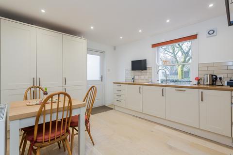 2 bedroom semi-detached villa for sale, 6 Harvey Court, Lochwinnoch, PA12 4HQ