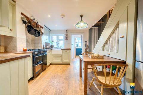 undefined, Snowdenham Lane, Guildford GU5