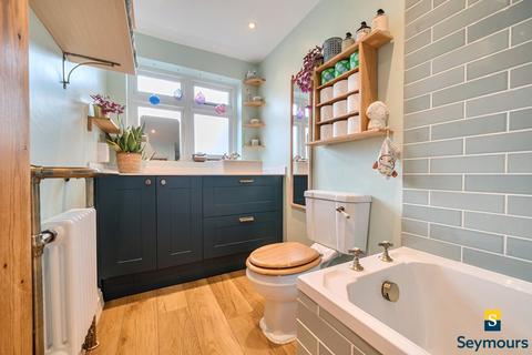 undefined, Snowdenham Lane, Guildford GU5