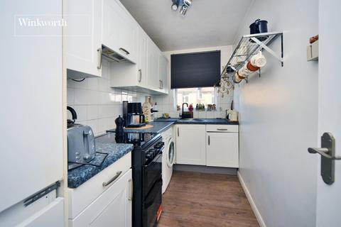 1 bedroom apartment for sale, Swallow Court, 186 Cheam Common Road, Worcester Park, KT4