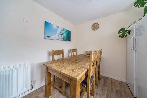 3 bedroom terraced house for sale, Abbey Road, Popley Basingstoke RG24 9ER