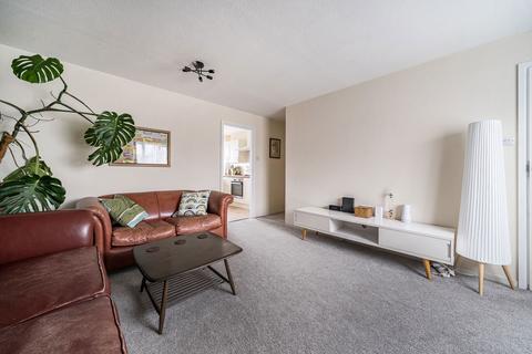 3 bedroom terraced house for sale, Abbey Road, Popley Basingstoke RG24 9ER