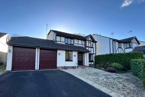 Taw Meadow Crescent, Fremington, Barnstaple, Devon, EX31