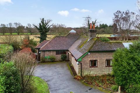 4 bedroom bungalow for sale, Maidstone Road, Sutton Valence ME17