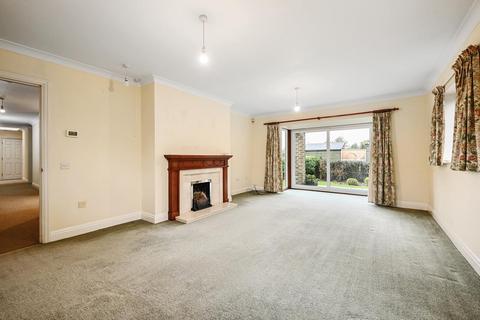 4 bedroom bungalow for sale, Maidstone Road, Sutton Valence ME17