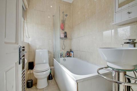 1 bedroom apartment for sale, Joel Street, Northwood, Middlesex, HA6 1LP