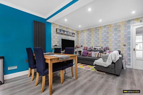 3 bedroom end of terrace house for sale, Broad Acres, Hatfield