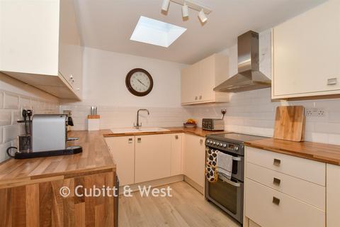 4 bedroom semi-detached house for sale, Sherrydon, Cranleigh, Surrey