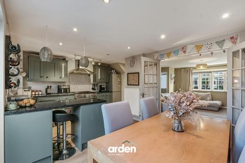 3 bedroom terraced house for sale, Nearhill Road, Birmingham, B38