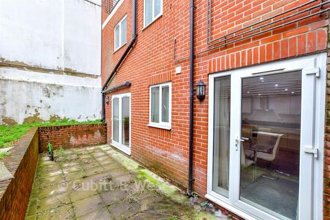 2 bedroom ground floor flat for sale, 43-45 Elm Grove, Southsea PO5