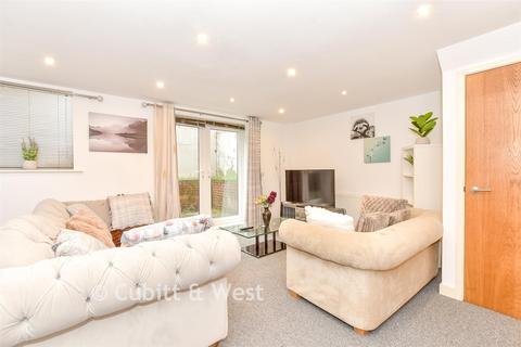 undefined, 43-45 Elm Grove, Southsea PO5