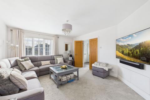 undefined, Park Farm Close, Horsham RH12