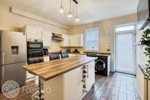 3 bedroom terraced house for sale, Rochdale Road, Bacup, OL13