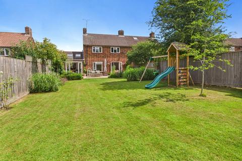 3 bedroom semi-detached house for sale, Candlemas Mead, Beaconsfield, Buckinghamshire, HP9