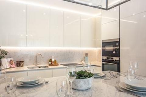 2 bedroom apartment to rent, TWO BEDROOM APARTMENT  TO LET  CHARLES CLOWES WALK  NINE ELMS  SW11