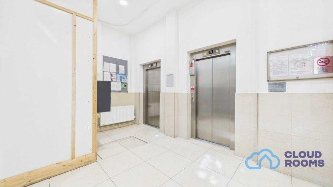 Chrisp-street-e14-3le-1022856