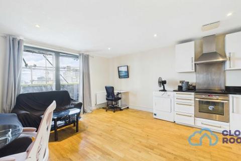 1 bedroom flat to rent, Chrisp Street