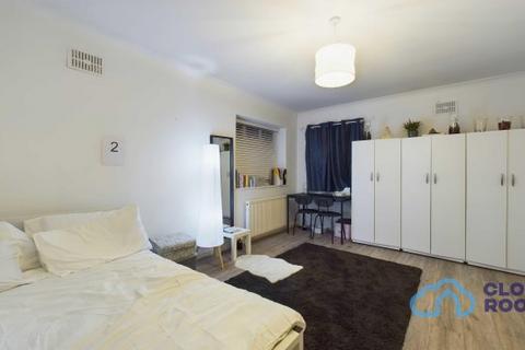 1 bedroom flat to rent, Empire Way