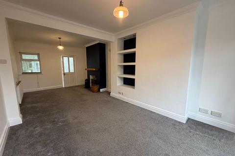 4 bedroom house to rent, Kilburn Road, Stockton-On-Tees