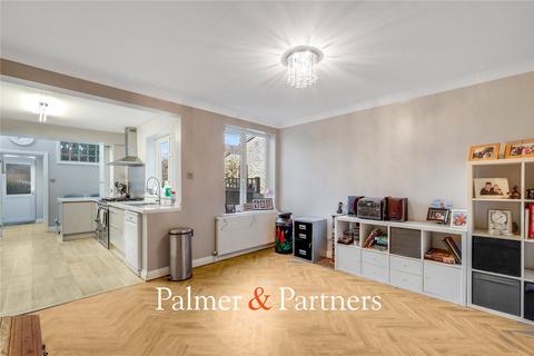 3 bedroom terraced house for sale, Campbell Close, Essex CM2