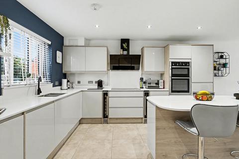 4 bedroom detached house for sale, Maple Gardens, Stotfold, Hitchin, SG5