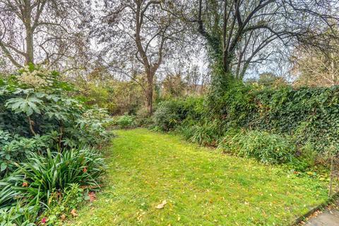 3 bedroom flat for sale, Elsham Road, Kensington, London, W14