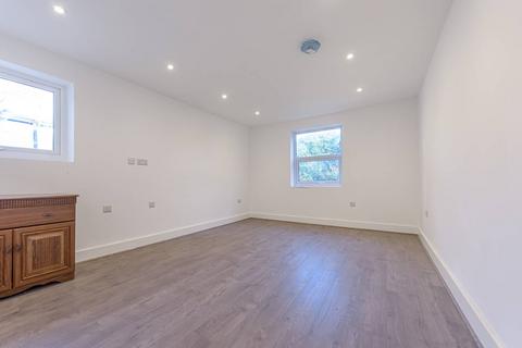 5 bedroom terraced house for sale, Oak Grove, Cricklewood, London, NW2
