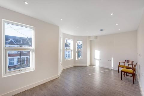 5 bedroom terraced house for sale, Oak Grove, Cricklewood, London, NW2
