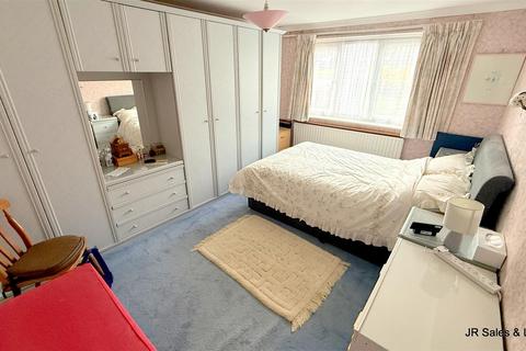 undefined, Brookside Crescent, Cuffley