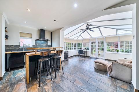 2 bedroom end of terrace house for sale, Tenby Road, Moseley, Birmingham