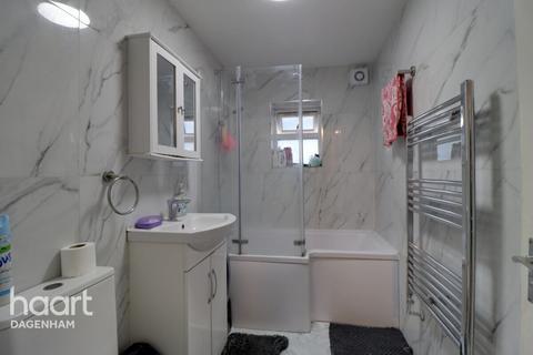 2 bedroom end of terrace house for sale, Stanhope Road, DAGENHAM