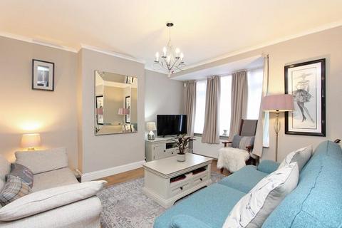 3 bedroom terraced house for sale, Ellesmere Road Greenford