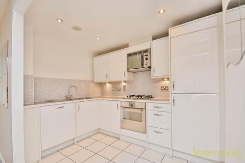 2 bedroom apartment to rent, Victoria Court, Chelmsford CM1