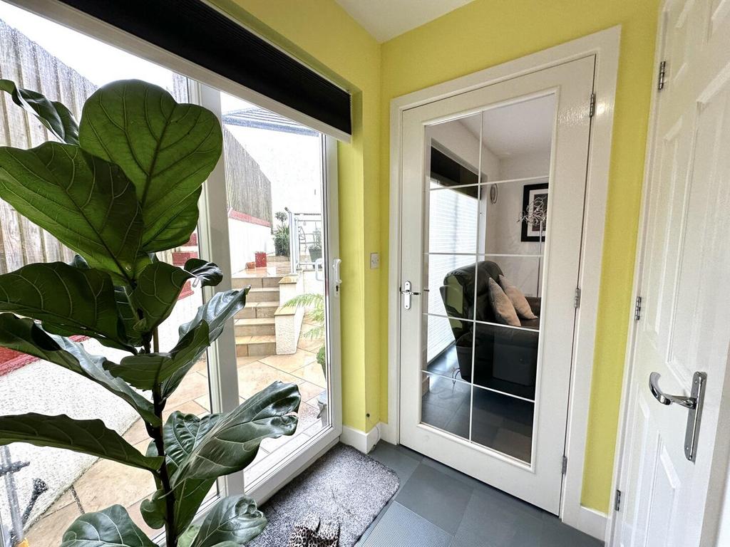 Rear Vestibule