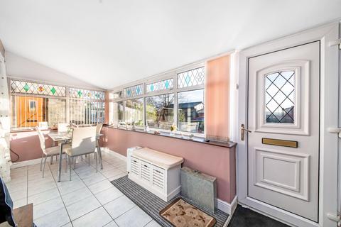 2 bedroom end of terrace house for sale, Cross Heights, Scholes, HD9