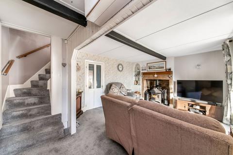 2 bedroom end of terrace house for sale, Cross Heights, Scholes, HD9