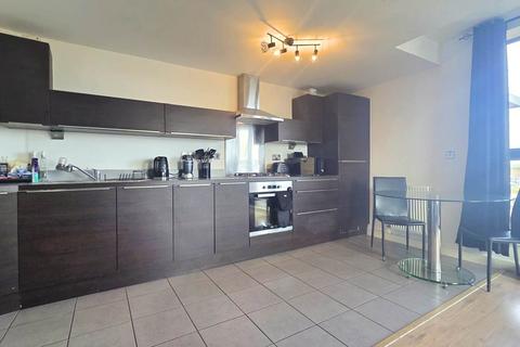 2 bedroom flat for sale, Parham Drive, Gants Hill, IG2