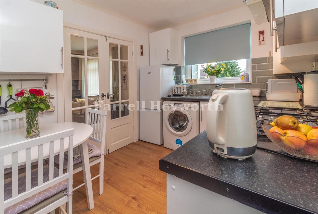 Kitchen image 2