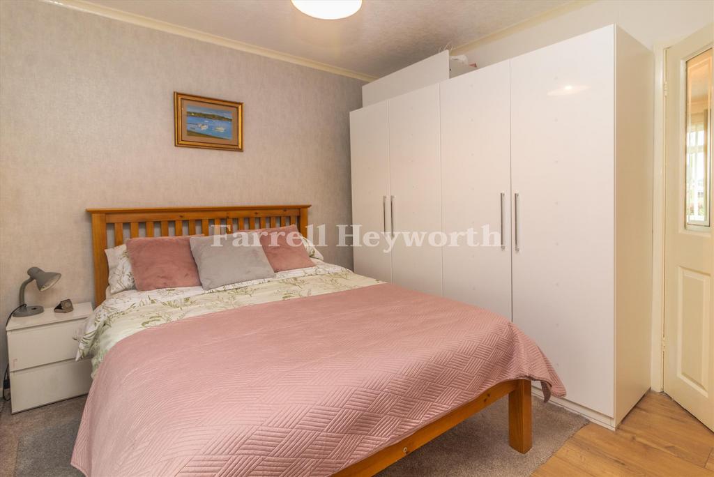 Bedroom image 2
