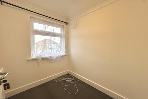3 bedroom semi-detached house to rent, Monmouth Road, Hayes, Greater London, UB3