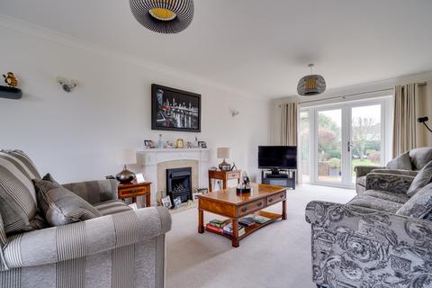5 bedroom detached house for sale, Needingworth Road, St. Ives, Cambridgeshire, PE27