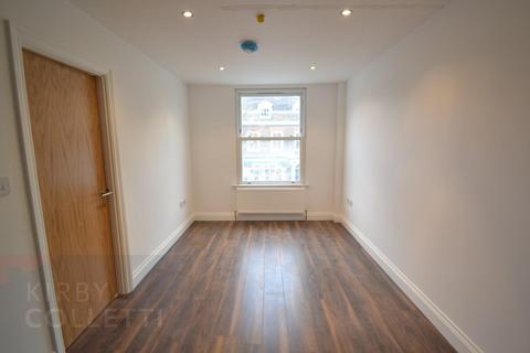 undefined, High Street, Hoddesdon, Hertfordshire