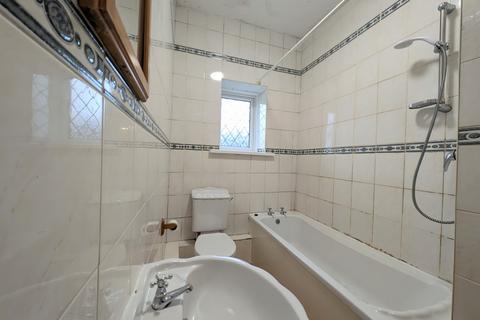 1 bedroom house to rent, Charles Street, Morley, Leeds, West Yorkshire, LS27