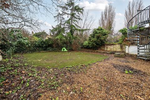 4 bedroom flat for sale, Hurstbourne Road, London, SE23