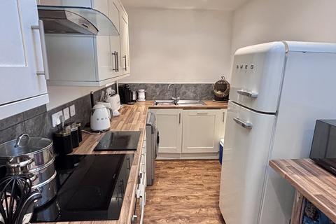 2 bedroom flat for sale, Blaby, Leicester LE8