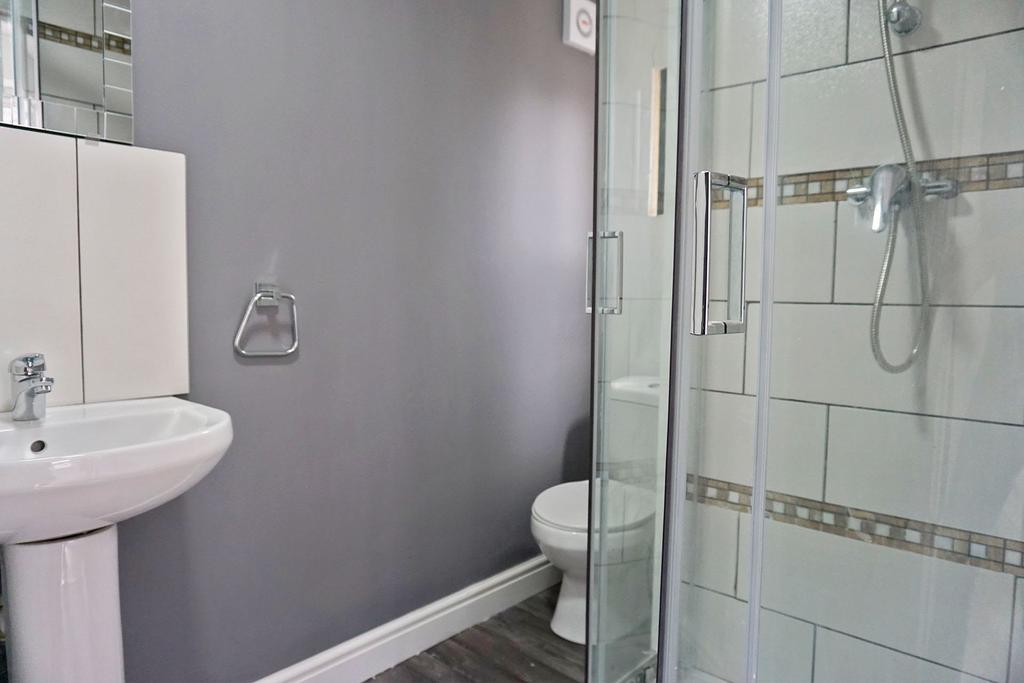 Edited Bathroom2