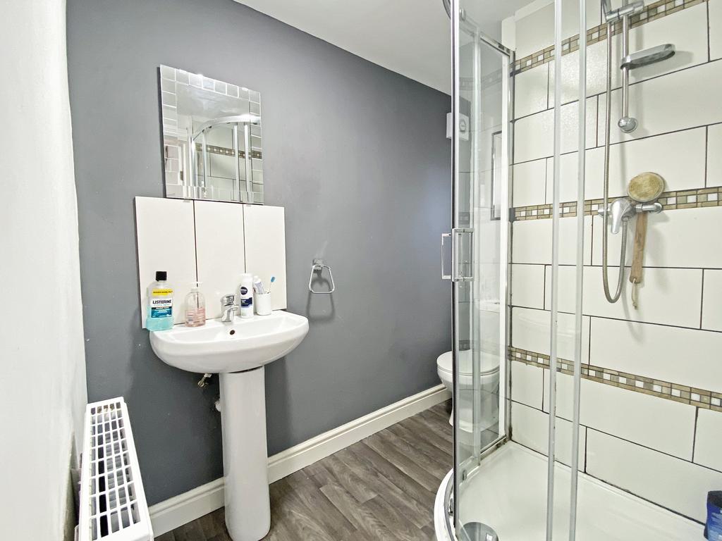 Bathroom2 47 Elm